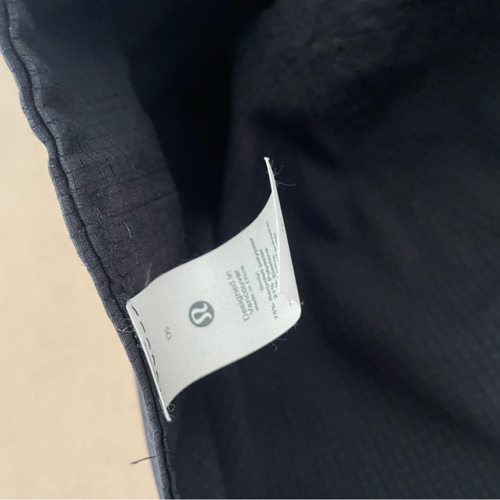 Lululemon Black Cap with Bow Detail - Picture 5 of 5